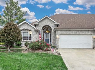 80 Ginger Creek Pkwy, Glen Carbon, IL 62034