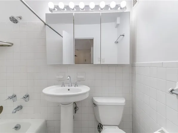 100 Beekman Street 2A image 11 of 12