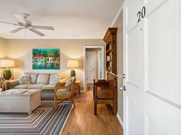 2057 Middle St APT 20