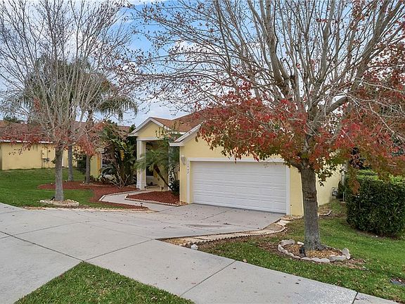 2nd image of 11942 Willow Grove Ln