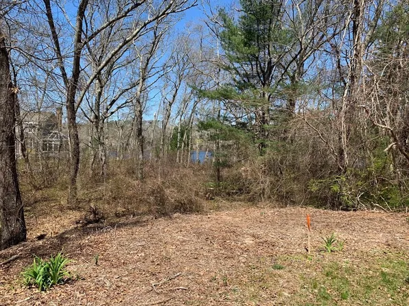 3-3 Andrew Rd #5, Buzzards Bay, MA 02532