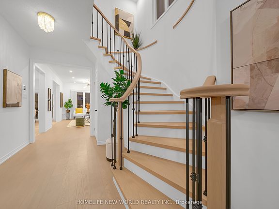 2nd image of 31 Cherry Bush Rd