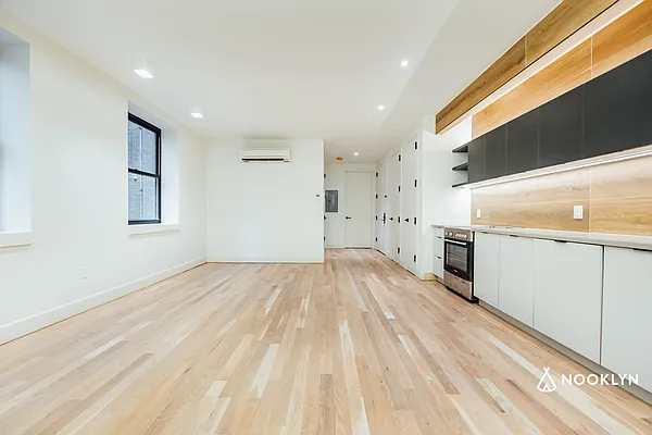 Rented by Nooklyn NYC LLC | media 77