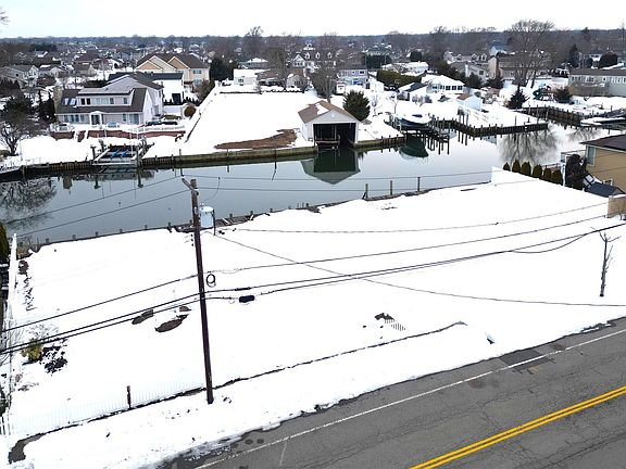 2nd image of 62 Alhambra Road