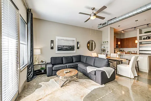 Lakeshore Lofts Photo 1