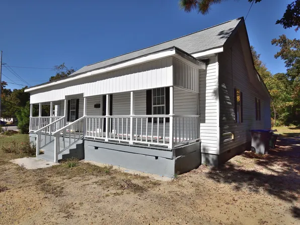 628 Nashville Rd, Rocky Mount, NC 27803