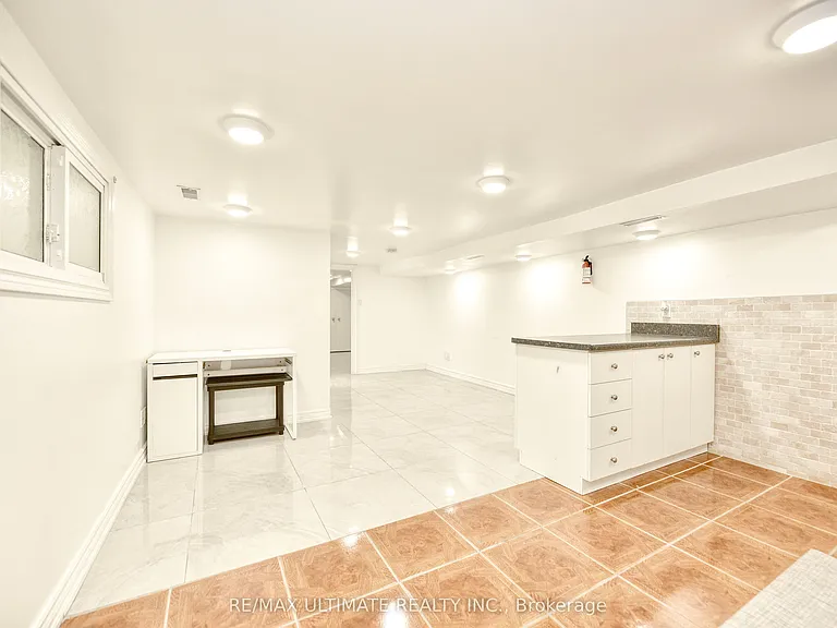433 Symington Ave #BASEMENT — Photo 5