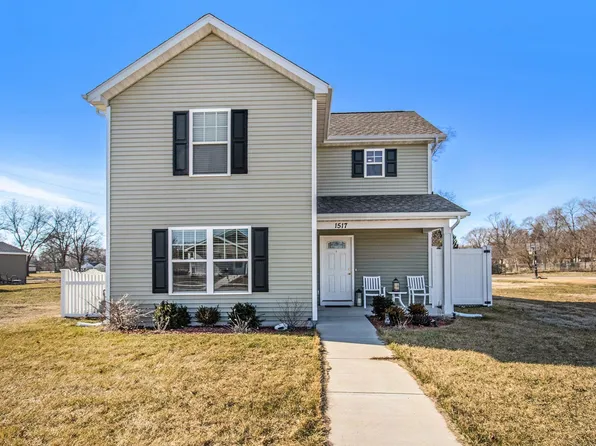 1517 Carter Ct, Mishawaka, IN 46545