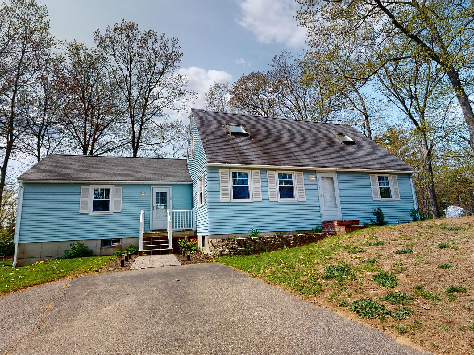 360 School Street, Berwick, ME 03901 Zillow