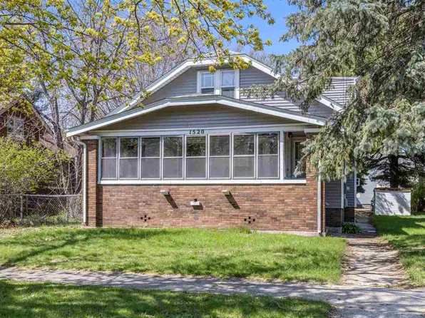 1520 17th Ave, Rockford, IL 61104