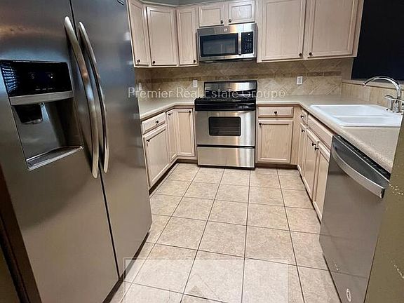 4th image of 6973 Los Reyes Cir #1