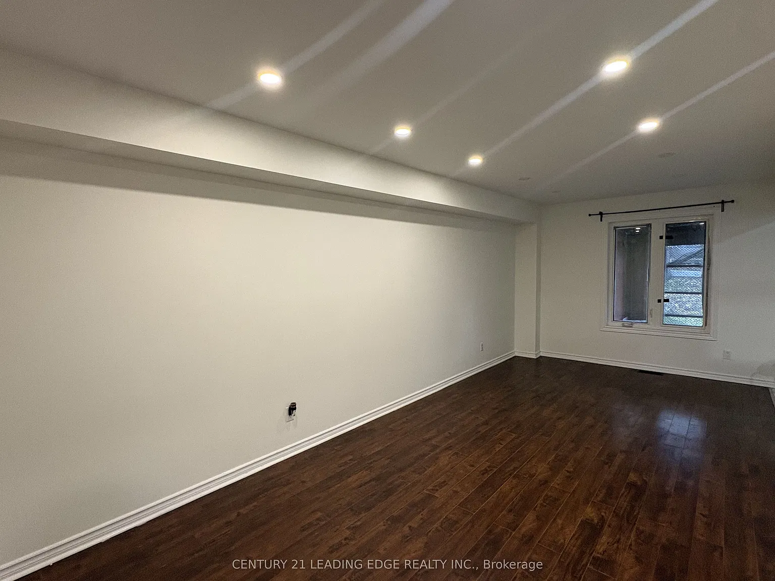 4 bed, $3,000 — Photo 3