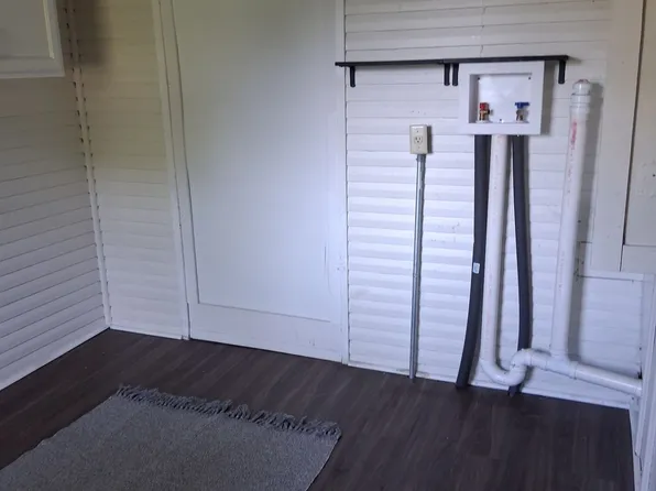 121 S 5th St, Miamisburg, OH 45342