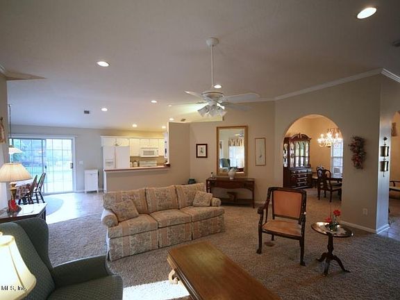 5th image of 1071 Chandler Oaks Dr