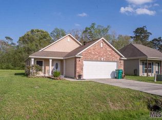 30228 Daffodil Dr, Walker, LA 70785