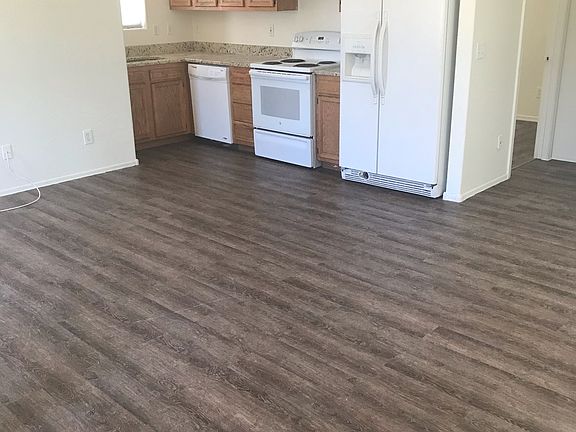 2nd image of 1825 W Sahuaro Dr APT 3