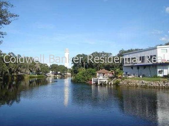 2nd image of 8112 N River Shore Dr
