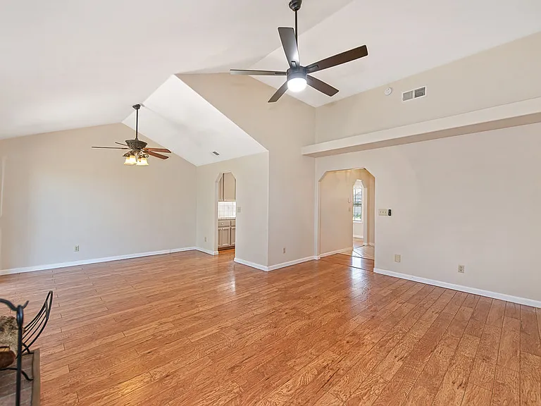 7337 Little Acorn Way — Photo 12