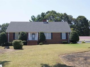 110 Peachtree Dr, Greer, SC 29651