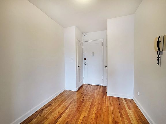 3rd image of 9963 66th Ave APT C6