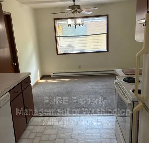2502 E Sunset Dr — Photo 10
