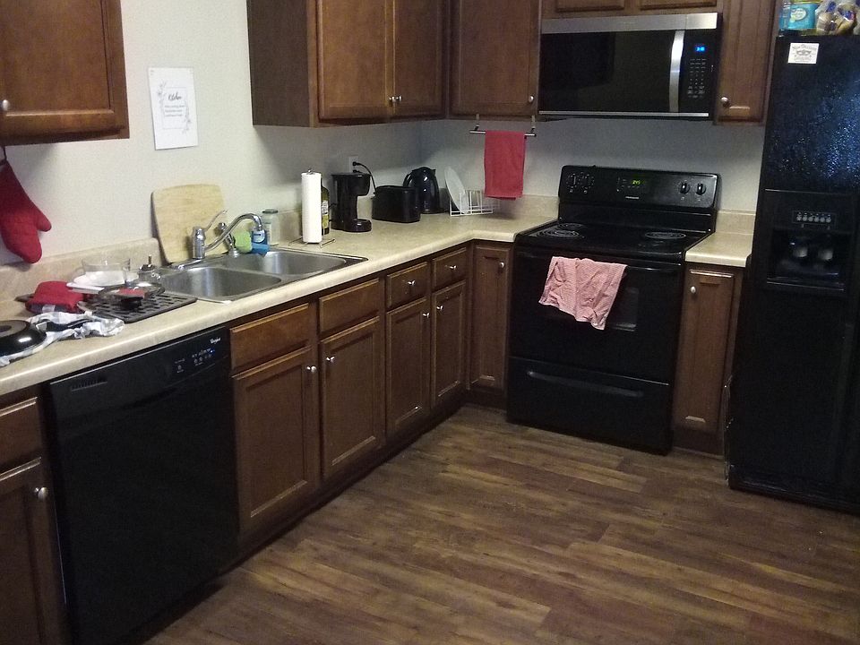 2nd image of 119 Jolly Ln #5