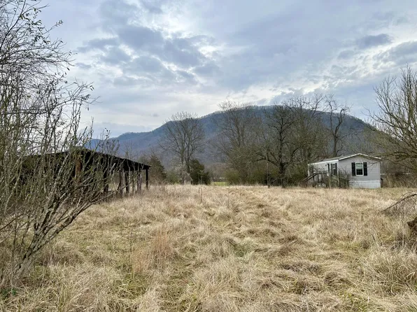 144 Willey Rd, Eagle Rock, VA 24085