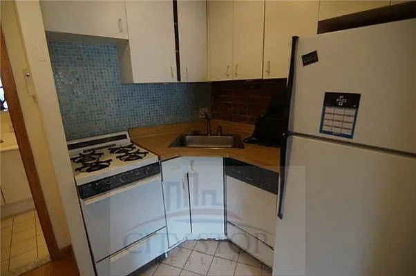 Rented by City Stop Realty | media 14