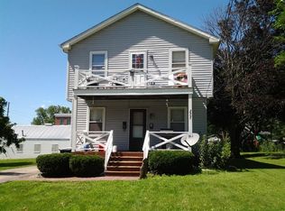 111 Fayette St #A, Batavia, IL 60510