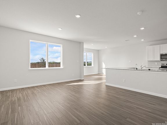 5th image of 10303 Liberty Grove