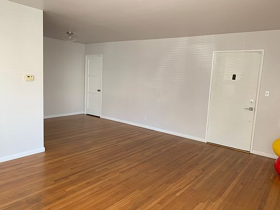 3rd image of 30 N Alboni Place Bonito Ave #25-101