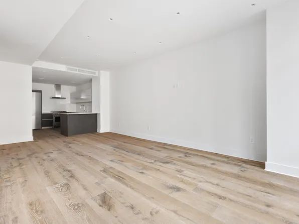 128 West 26th Street image 7 of 21