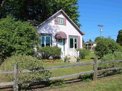 685 Harrison St, Harbor Springs, MI, 49740