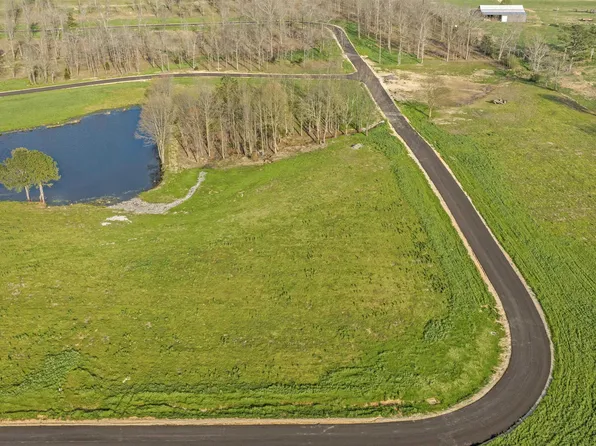 5 Garrett St, Rainsville, AL 35986