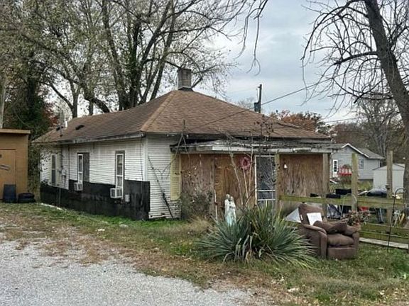 3rd image of 1204 N 12th St