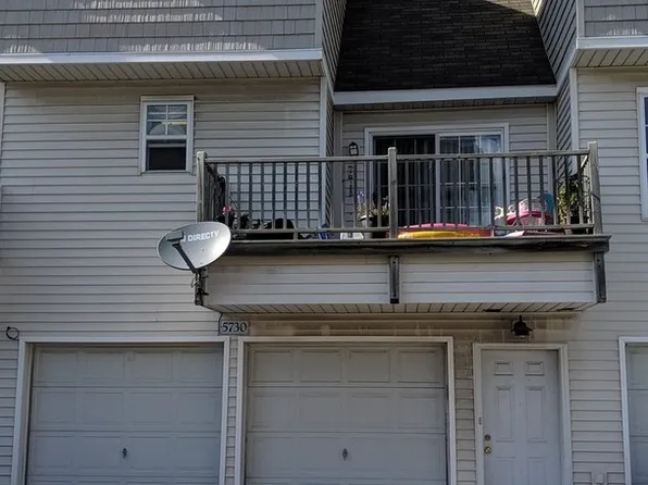 5730 4th St NE, Fridley, MN 55432