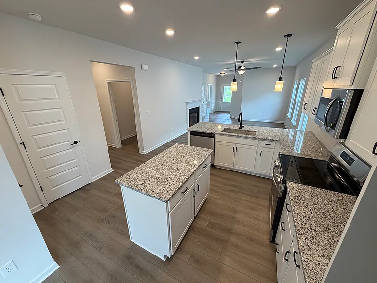 4923 Hazelnut Ln — Photo 72