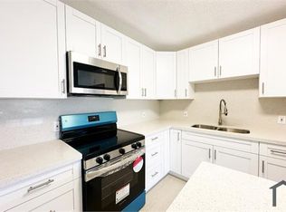 5958 NW 29th Pl, Sunrise, FL 33313
