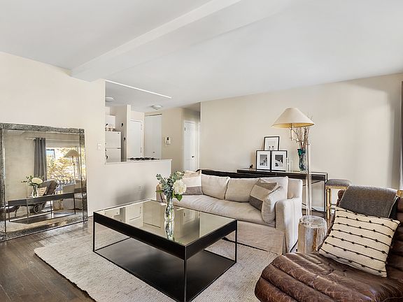 4th image of 77 Horatio St APT 3B