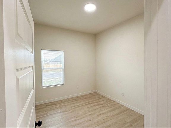 5th image of 9744 Garcroft A B St
