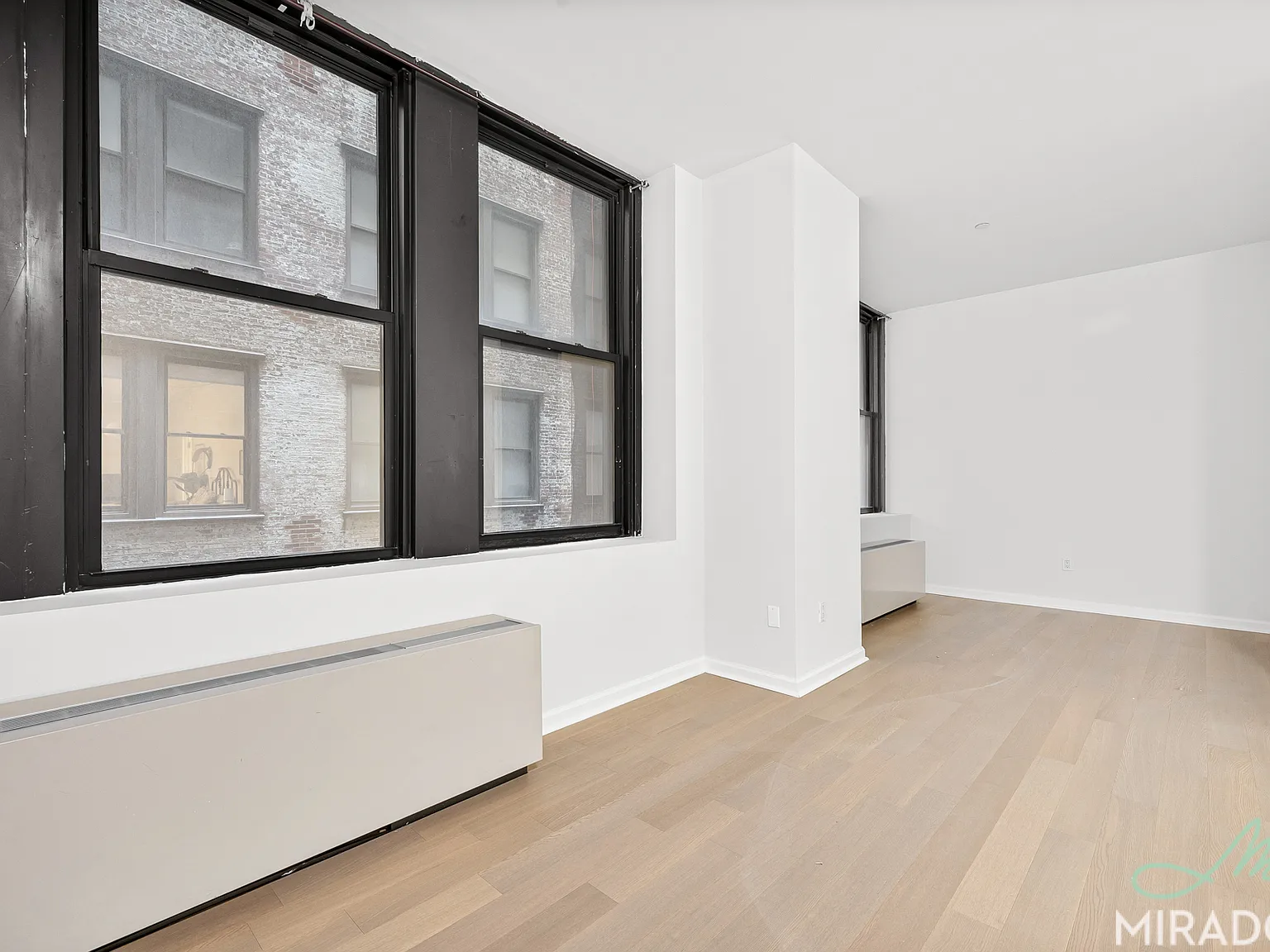 15 Park Row — Photo 3