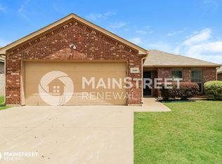 3440 Heatherbend St, Fort Worth, TX 76123