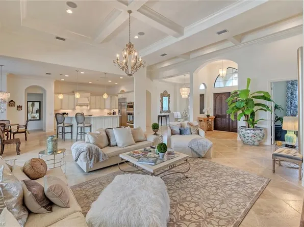 9683 Lipari Ct, Naples, FL 34113