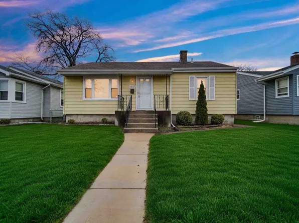 6833 Baring Ave, Hammond, IN 46324