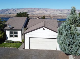 2533 E 10th St, The Dalles, OR 97058