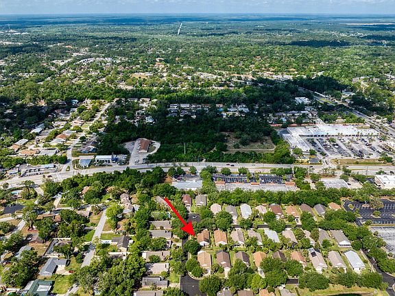 5th image of 37 Reflections Village Dr