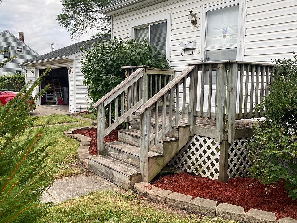 1st image of 23069 Hughes Ave