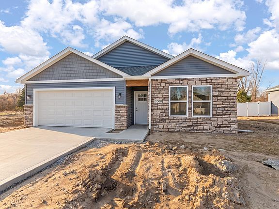 2nd image of 2008 Green Acres Dr