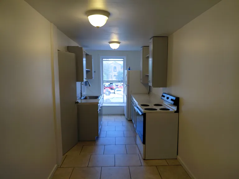 10 W Fulton St #1 — Photo 1