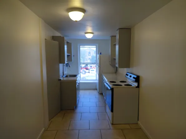 10 W Fulton St, Gloversville, NY